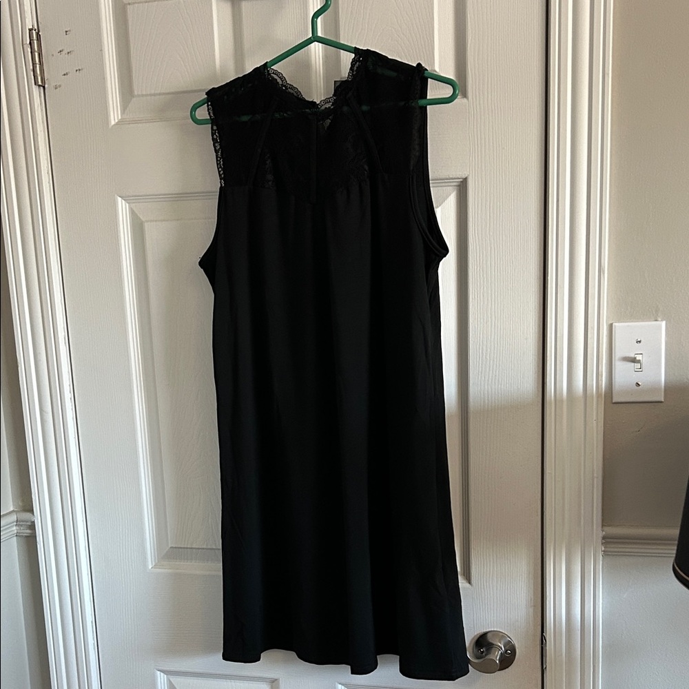 Black Sleeveless Lace Yoke Dress